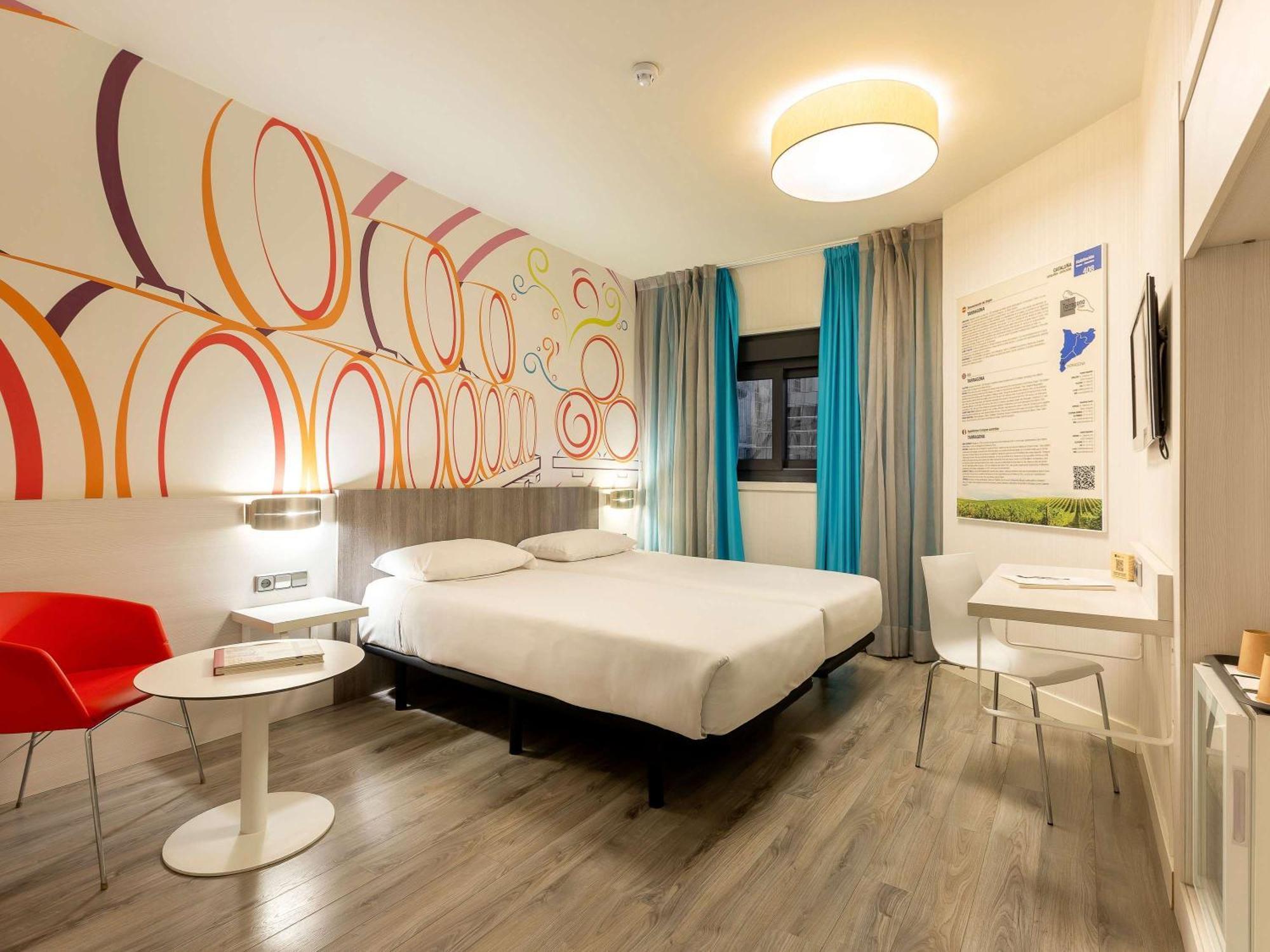 Ibis Styles Madrid Prado Hotel Buitenkant foto