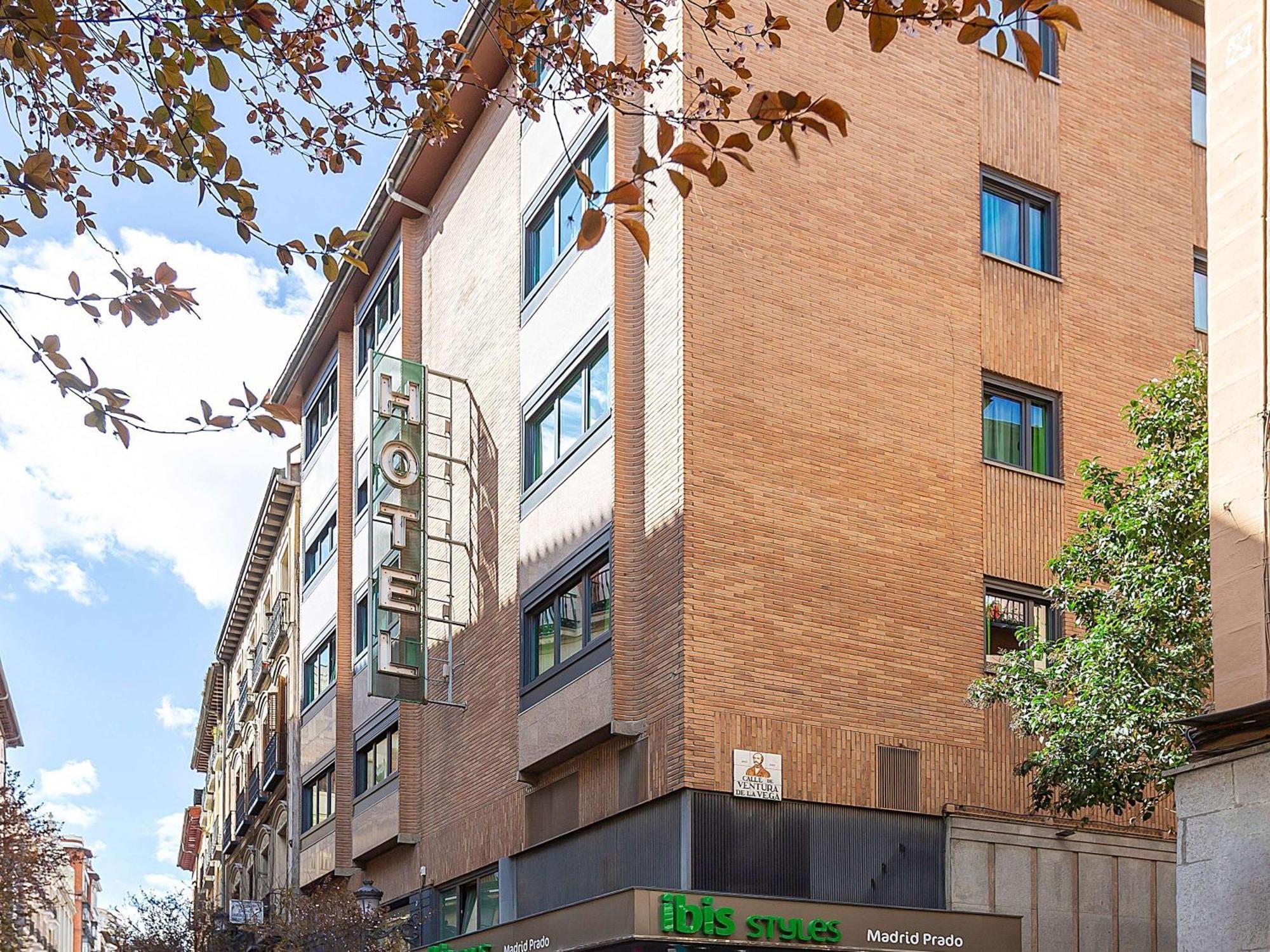 Ibis Styles Madrid Prado Hotel Buitenkant foto